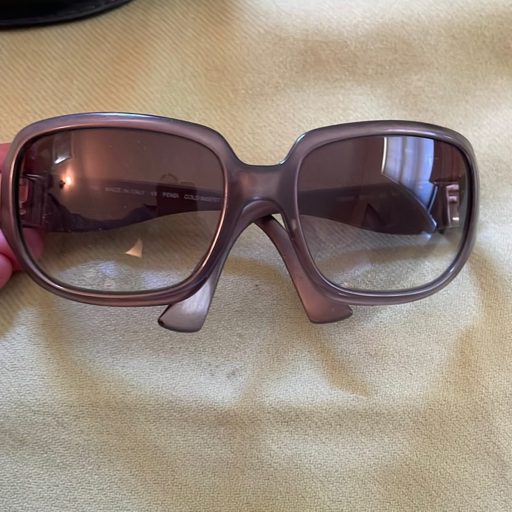 Fendi Sunnies!